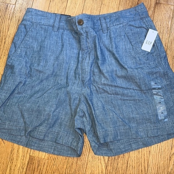 Gap‎ Girlfriend Khaki short High Rise size 14 - Picture 3 of 5